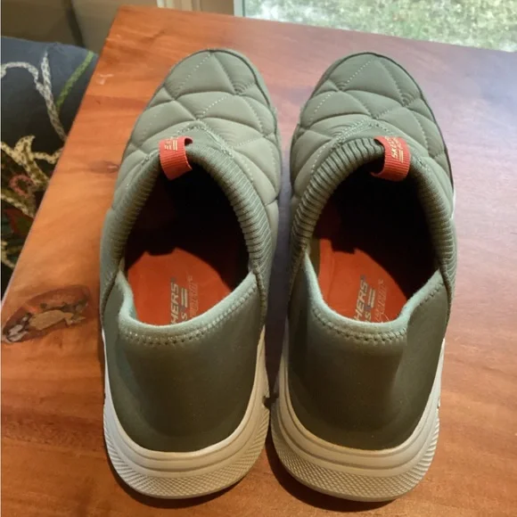 Skechers Bobs Shoes - Picture 4 of 8